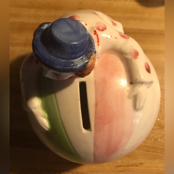 Rare Vintage Ceramic Clown on Striped Beach Ball Bank Circus - Picture 5 of 9